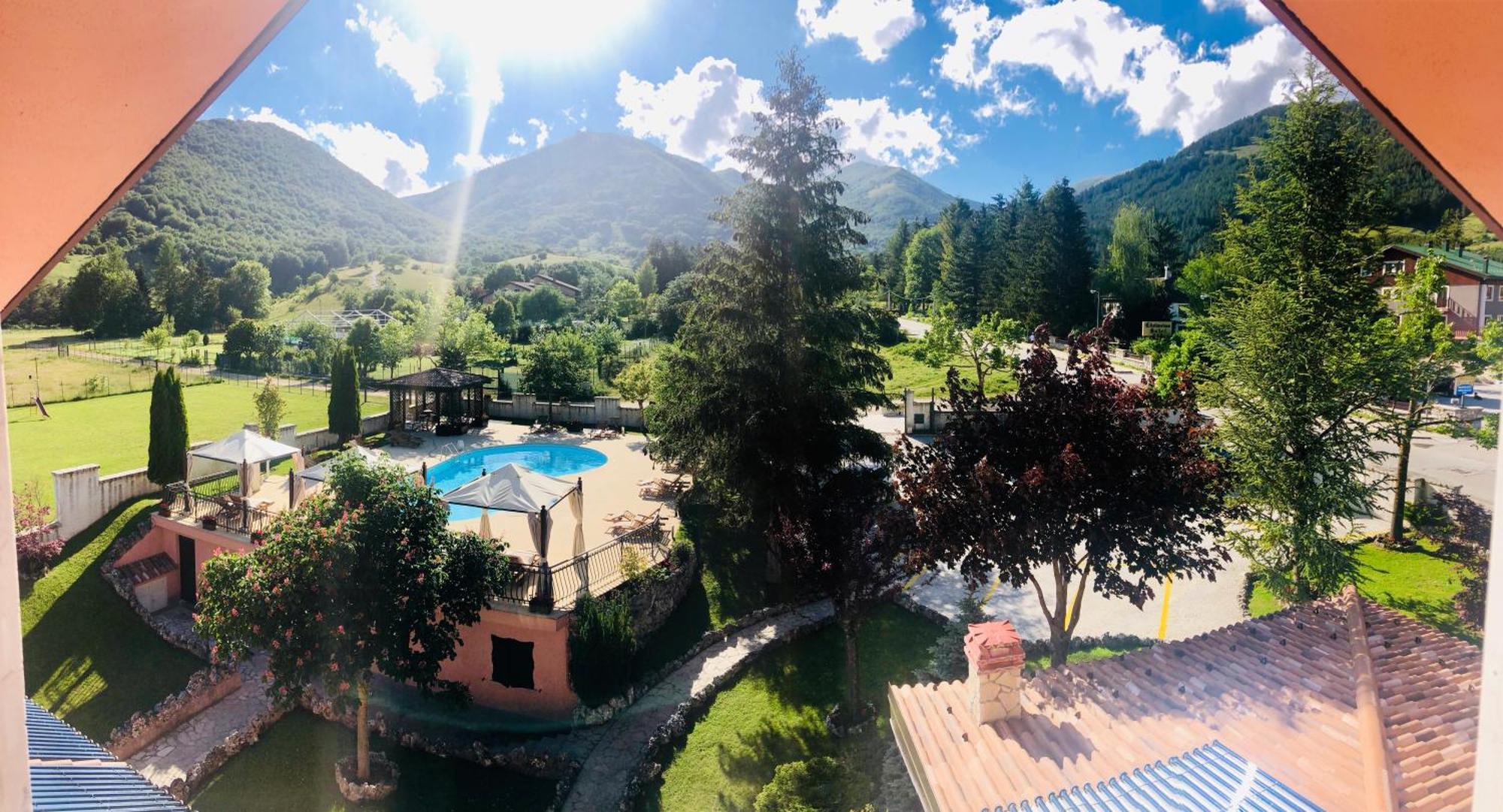 Hotel Bucaneve Pescasseroli Dış mekan fotoğraf