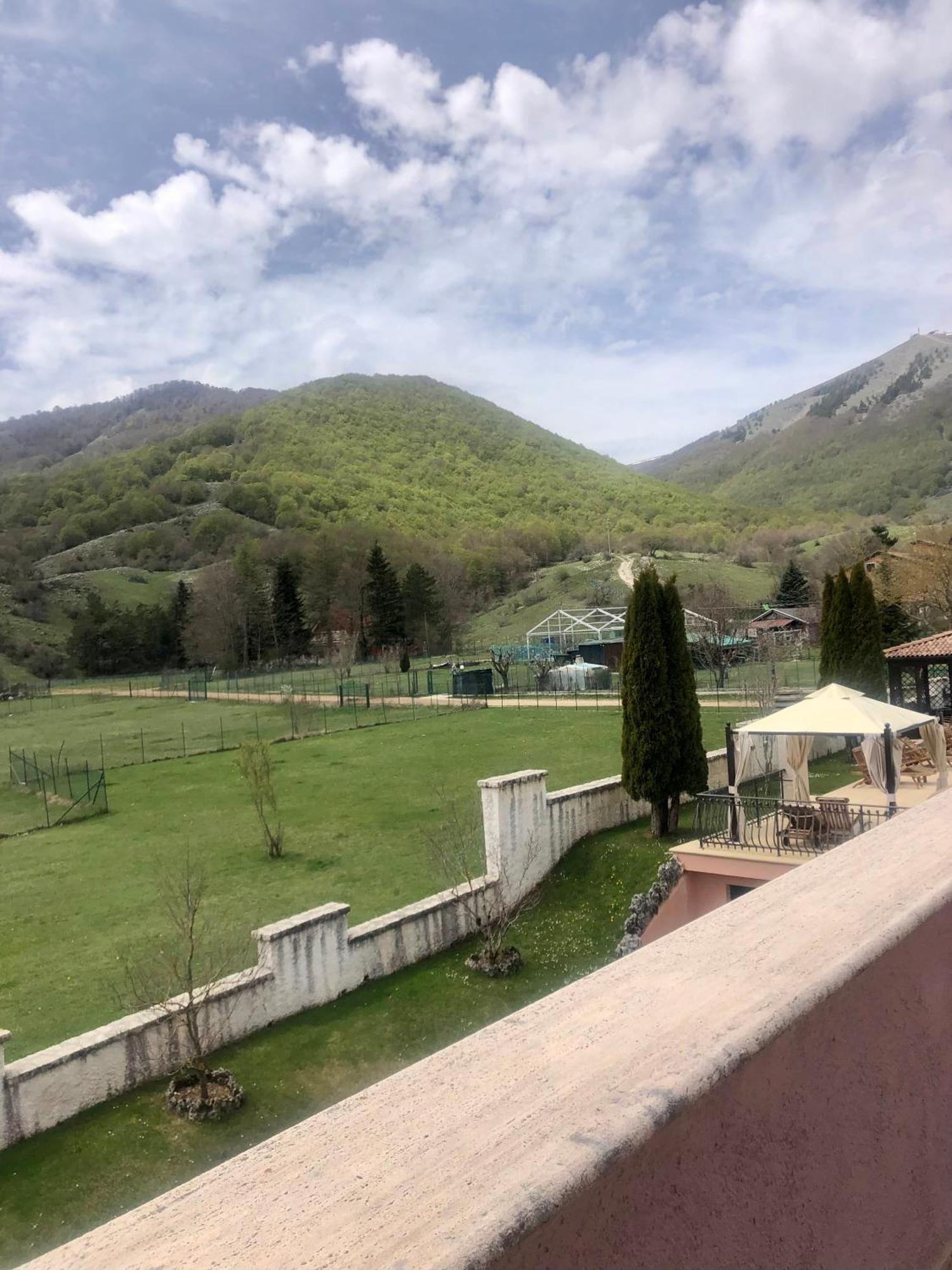 Hotel Bucaneve Pescasseroli Dış mekan fotoğraf