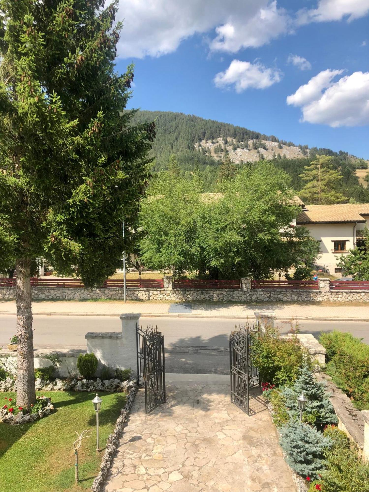 Hotel Bucaneve Pescasseroli Dış mekan fotoğraf